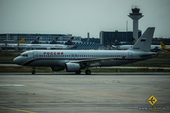 Airbus A320-212